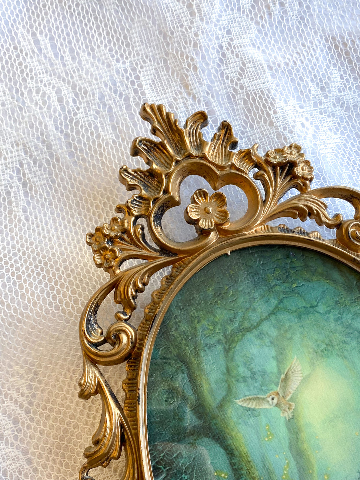 Hidden Magic in Moss Oval VINTAGE FRAMED PRINT